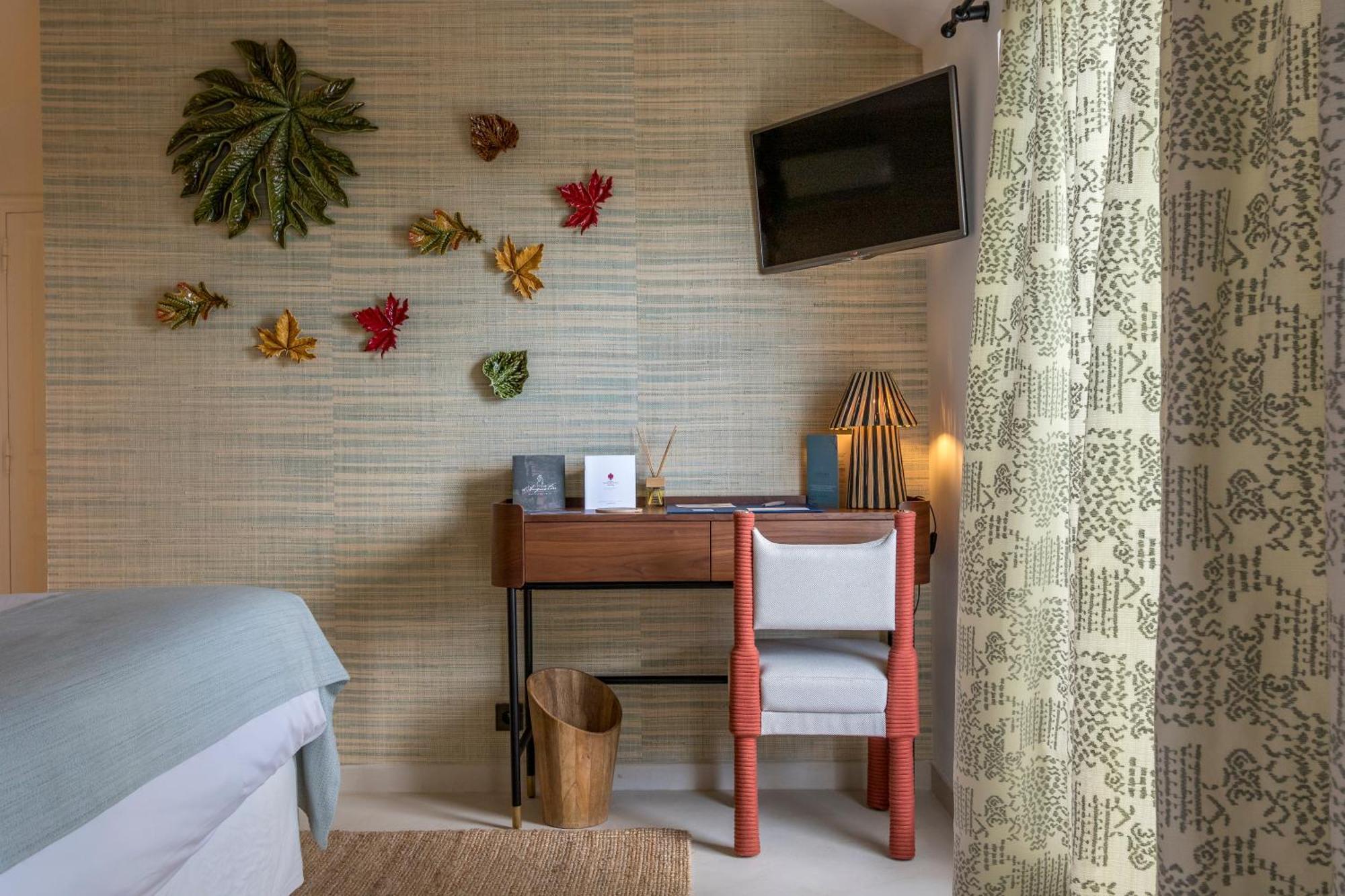Hotel La Ferme D'augustin 4*